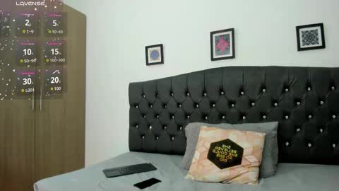 Snapshot of michellmorgans chatting on 10.08.25 michellmorgans online show from 10.08.25