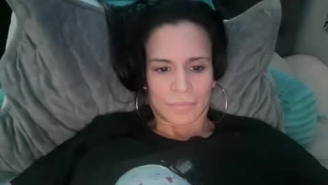 Snapshot of micielo87 chatting on 02.27.25 Skye online show from 02.27.25