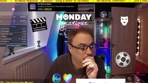 Snapshot of mick_mod chatting on 05.11.26 Professional Moderator Mick Mickey online show from 05.11.26