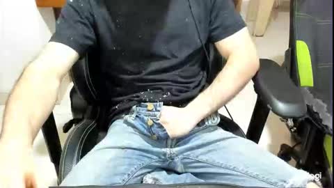 microfama00 online show from 04.15.26