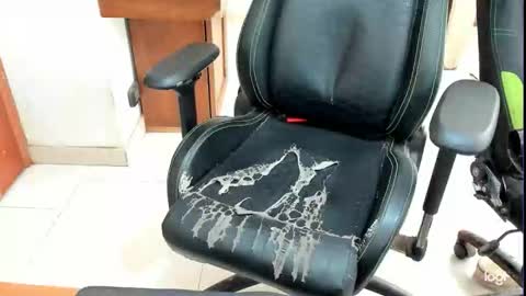 microfama00 online show from 04.24.26