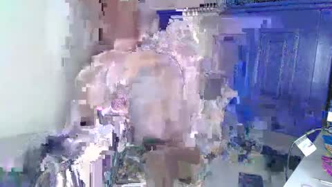 Snapshot of midnight_bloom chatting on 10.28.25 midnight_bloom online show from 10.28.25