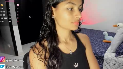 Snapshot of midnight_vk chatting on 10.01.25 VanyaKlaus online show from 10.01.25