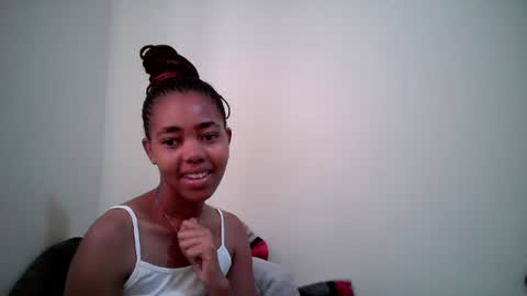 Snapshot of midnightnala chatting on 06.18.26 Nala online show from 06.18.26