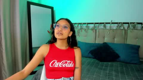 Snapshot of miel_ambar chatting on 04.20.26 miel_ambar online show from 04.20.26