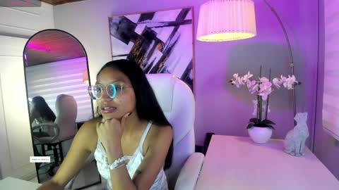 Snapshot of miel_ambar chatting on 05.12.26 miel_ambar online show from 05.12.26