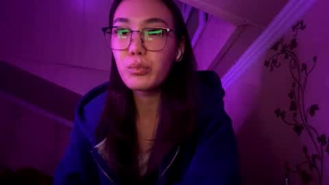 Snapshot of migdaliafenlon chatting on 10.18.25 Nova online show from 10.18.25