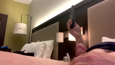 Snapshot of miggie001 chatting on 01.26.25 miggie001 online show from 01.26.25