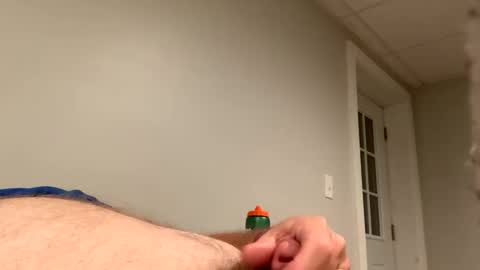 Snapshot of miggie001 chatting on 10.01.25 miggie001 online show from 10.01.25