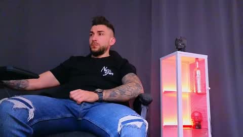 MightyAaron online show from 02.22.25