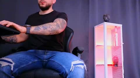 MightyAaron online show from 03.01.25