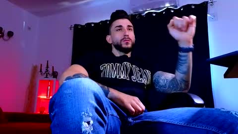 MightyAaron online show from 09.24.25