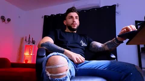 MightyAaron online show from 10.07.25