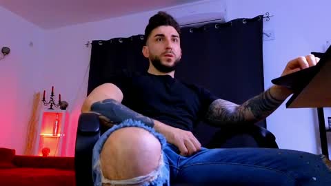 MightyAaron online show from 04.19.26