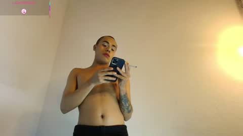 Snapshot of miguelangel_996 chatting on 07.27.26 miguel angel online show from 07.27.26