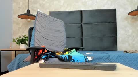 miguelsanfrancisco online show from 03.12.25