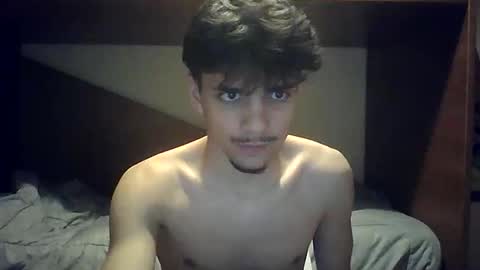 Snapshot of migueltomas34 chatting on 06.10.26 migueltomas34 online show from 06.10.26