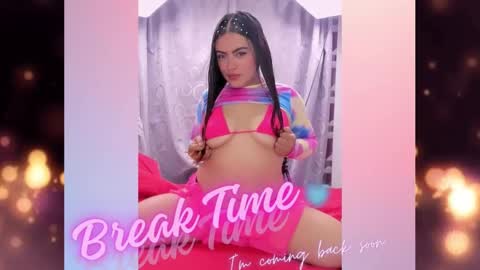 Snapshot of miia__jhonson chatting on 01.10.25 MIA online show from 01.10.25