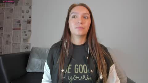 Miia 3 online show from 12.11.24