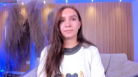 Miia 3 online show from 12.20.24