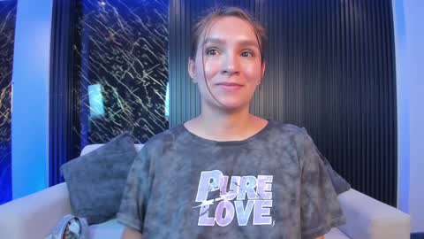 Miia 3 online show from 01.10.25