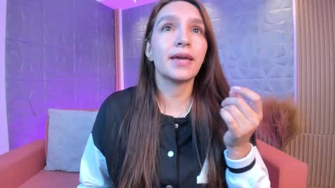 Miia 3 online show from 02.12.25