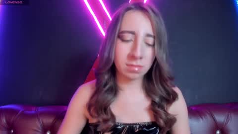 MIIA     online show from 02.20.25