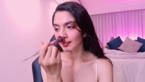 Mia online show from 02.19.25