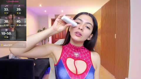 Mia online show from 12.15.25