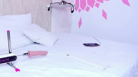 miiaa_m online show from 03.29.26