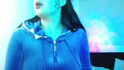 Mila  online show from 01.16.25