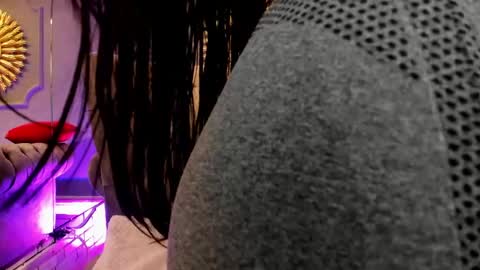 miilu  online show from 12.27.24