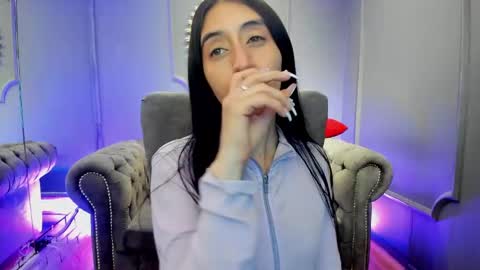 miilu  online show from 01.14.25