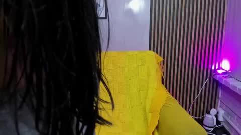 miilu  online show from 11.16.25