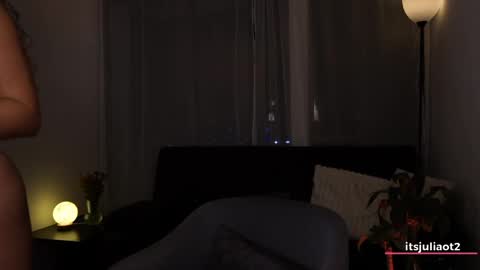   online show from 05.17.26