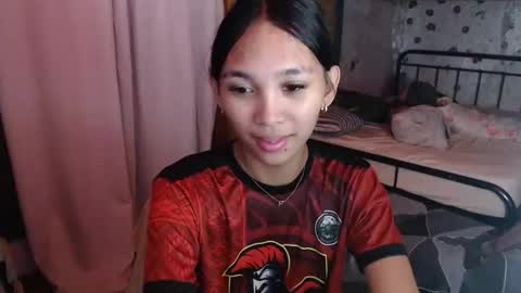 Snapshot of mika_cora chatting on 05.20.26 MIKA online show from 05.20.26