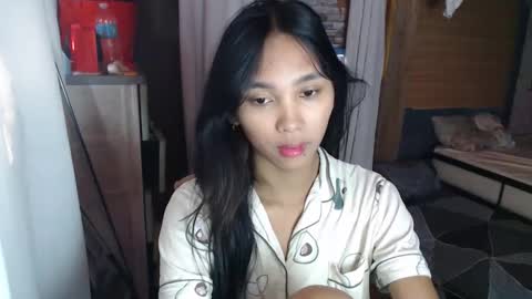 Snapshot of mika_cora chatting on 05.24.26 MIKA online show from 05.24.26