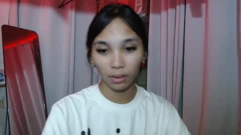 Snapshot of mika_cora chatting on 07.28.26 MIKA online show from 07.28.26
