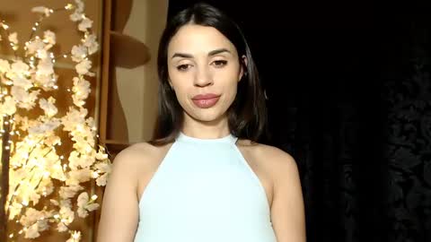 Mika online show from 01.02.25