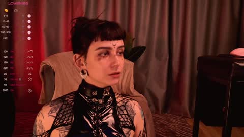 mika_moon_ online show from 12.01.24