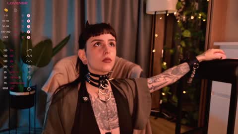 mika_moon_ online show from 12.09.24