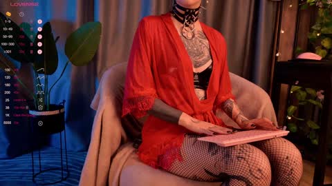 mika_moon_ online show from 12.19.24