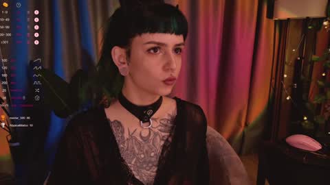 mika_moon_ online show from 02.06.25