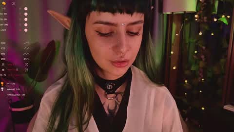 mika_moon_ online show from 02.09.25