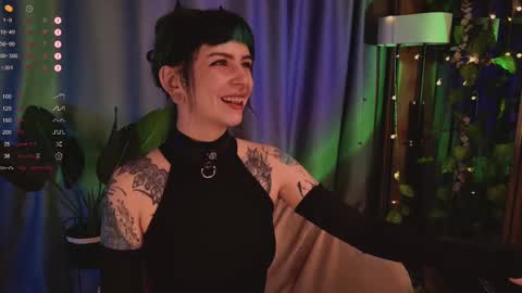 mika_moon_ online show from 02.10.25