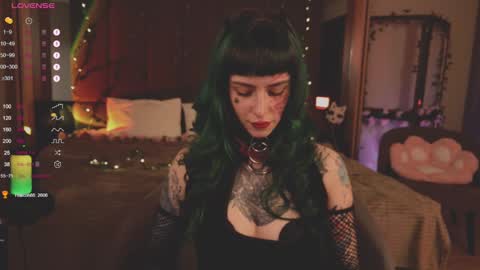 mika_moon_ online show from 02.25.25