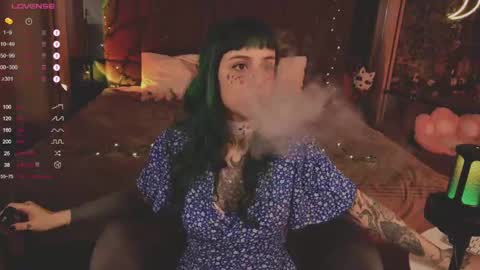 mika_moon_ online show from 02.26.25