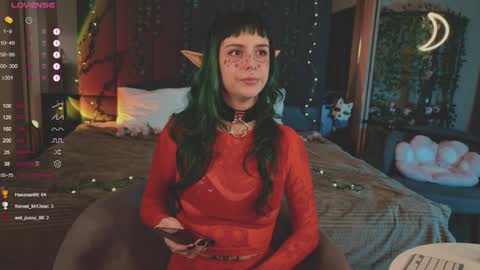 mika_moon_ online show from 02.26.25