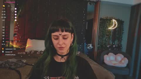 mika_moon_ online show from 03.09.25