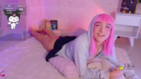 mika_velvet online show from 04.18.26